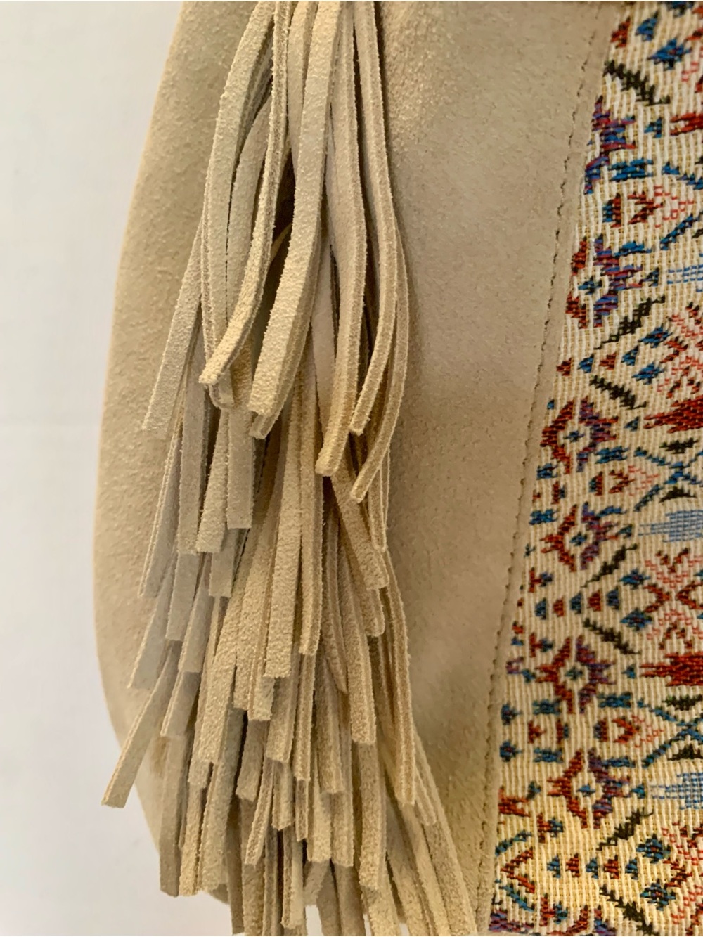 MINNETONKA Suede Leather Fringe Embroidered Shoulder Bag Embroidered Front - Picture 3 of 9